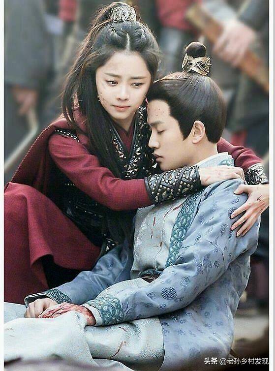 昨晚播出的《锦衣之下》,谭松韵在井里转悠太长,任嘉伦讲解太多_观众