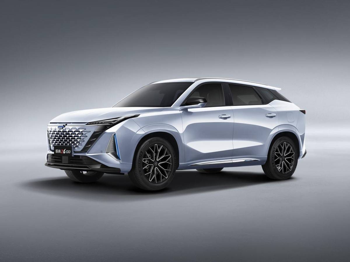 长安欧尚z6不玩了我摊牌了预售999万起纯电续航150公里