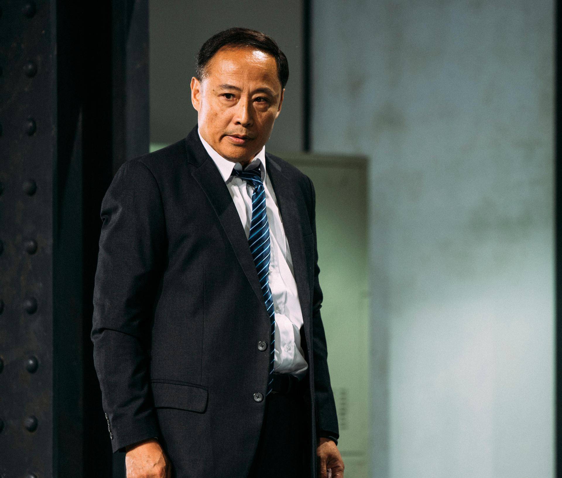 反观前夫周野芒,则显得潇洒得多,据悉,他二婚娶了"琼女郎",并且二人还