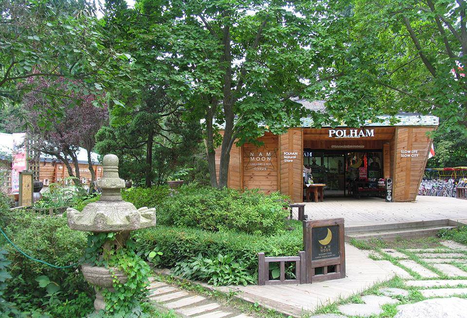 走进韩剧冬季恋歌的拍摄地南怡岛