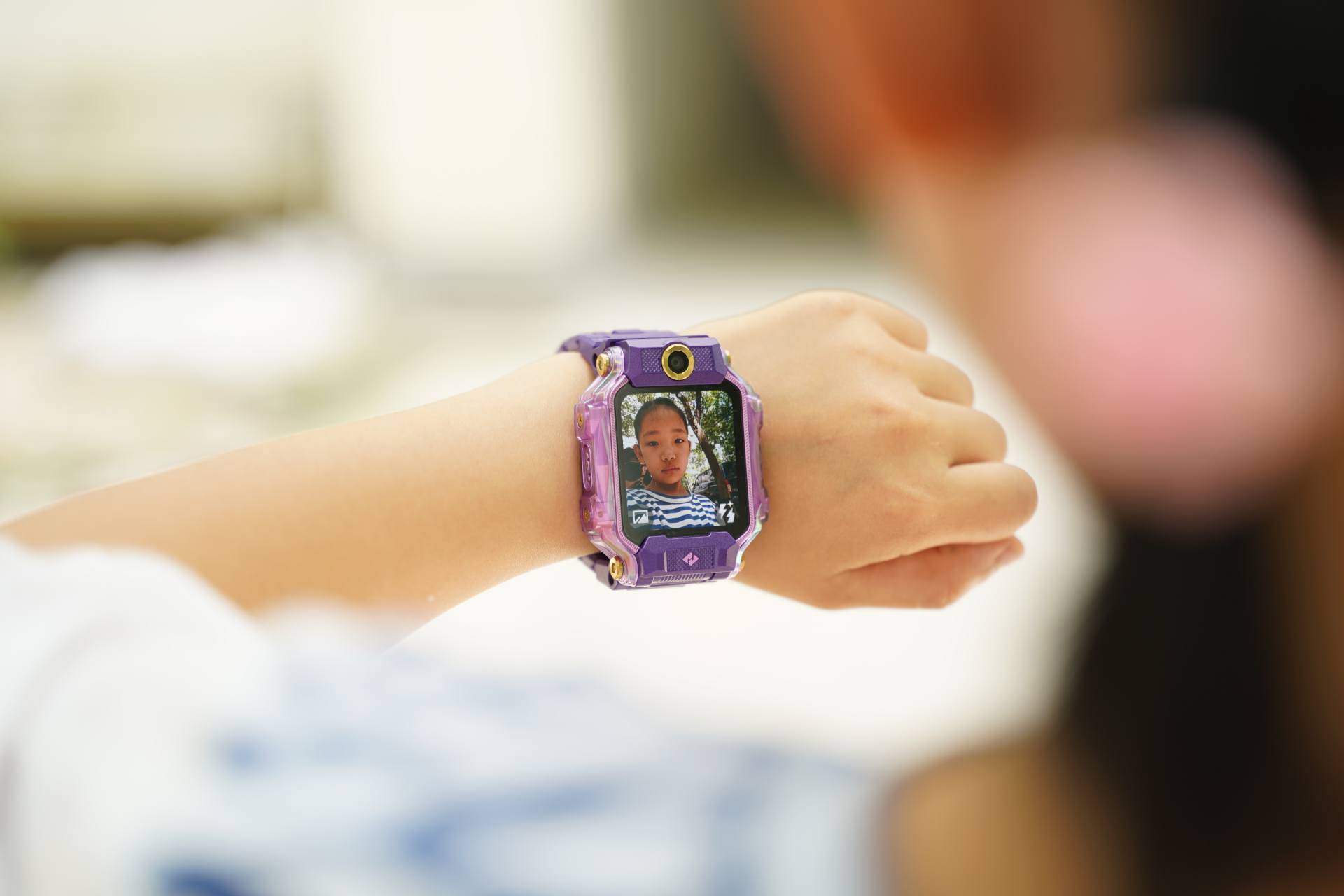 硬件拉满,软件好用,小天才z8体验测评