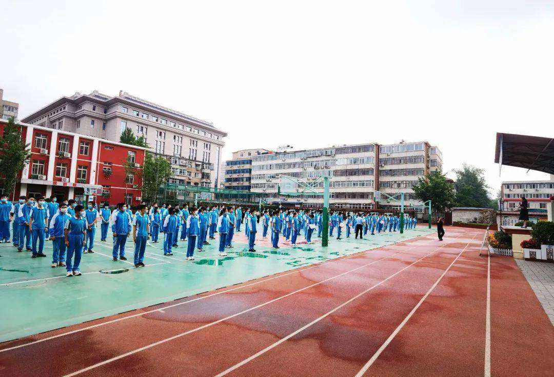 云开疫散鸿雁归蓝天逐梦正当时北京市育鸿学校