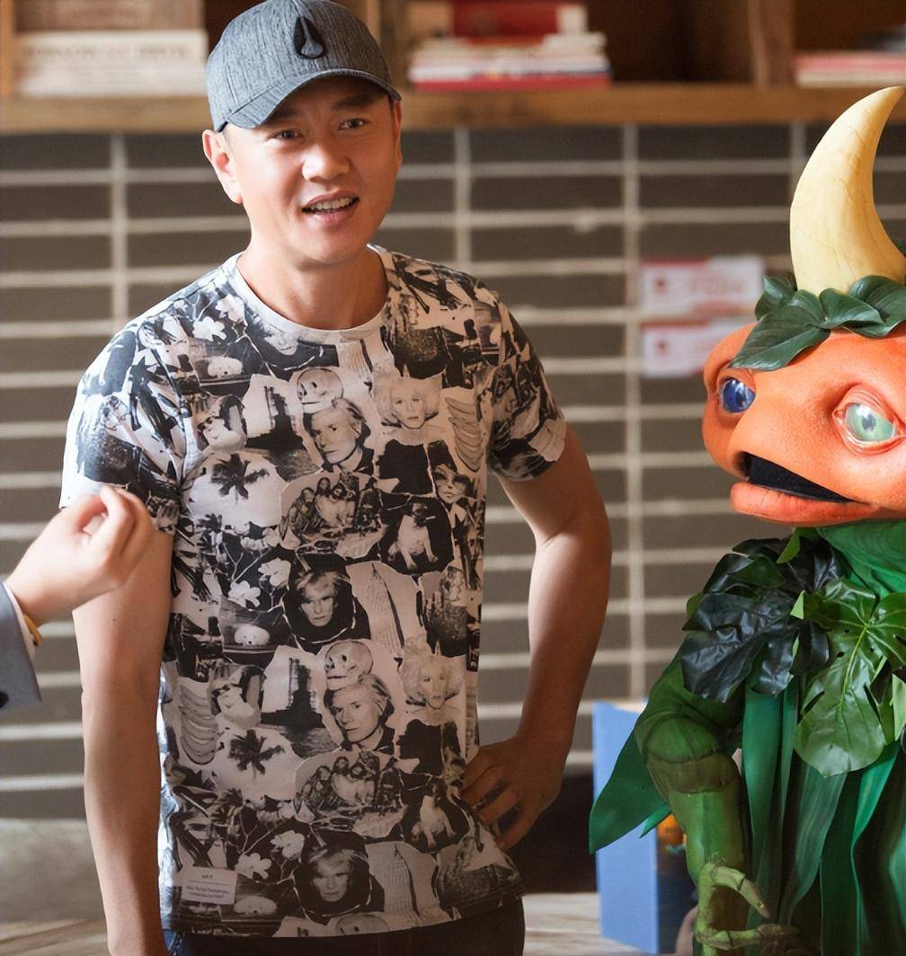 原创冯嘉怡现实中的霸总公认的荧幕绿叶演戏是为了体验人生