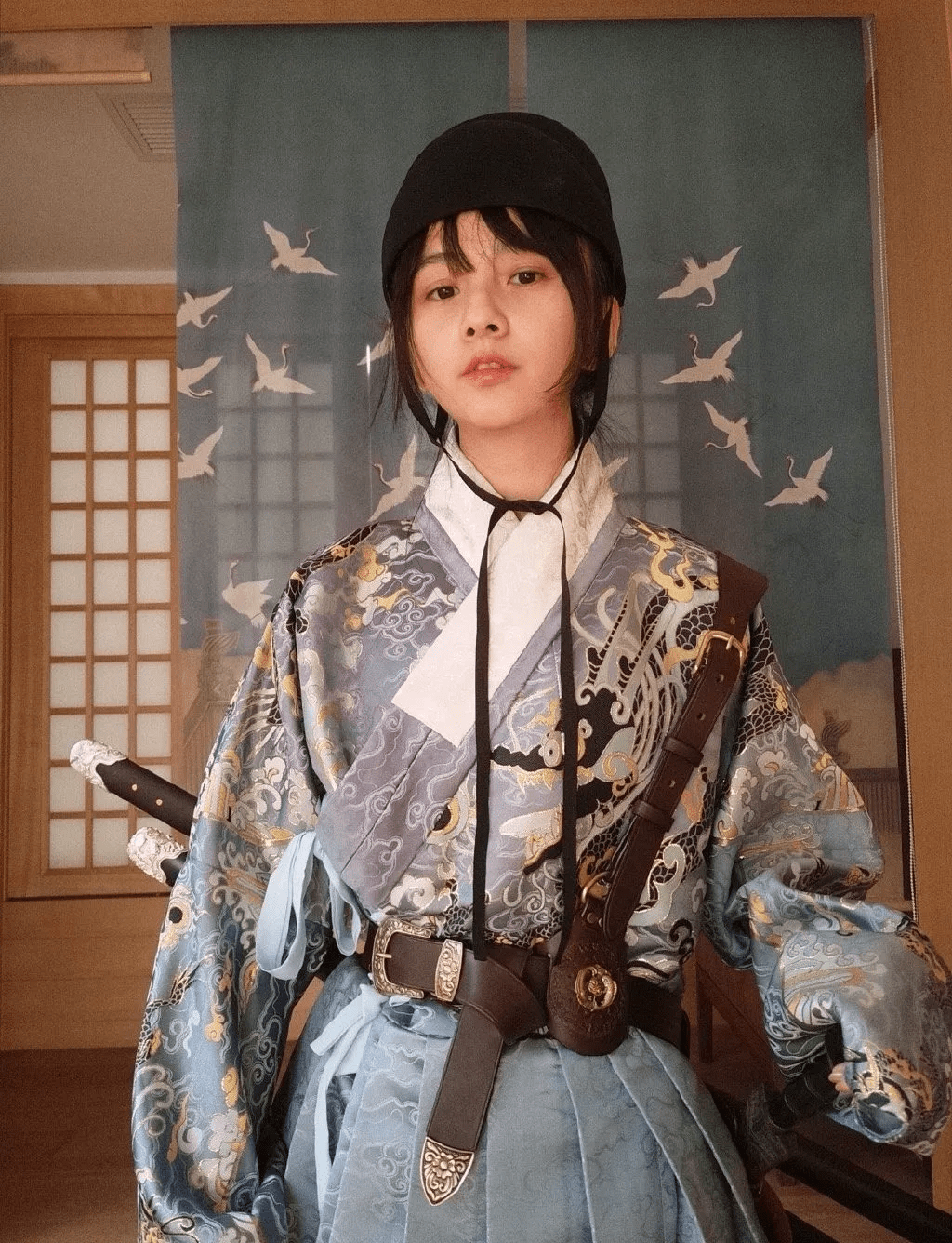 火爆全网的吴磊和迪丽热巴cp,原来是她搞的_夏达_漫画_美女