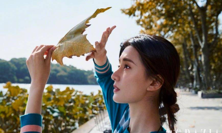 乔欣最近写真曝光身材高挑霸气十足再也不是呆萌的关关了