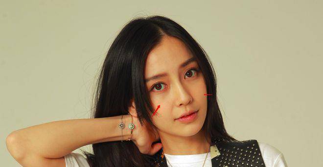 皮肤细腻五官立体,不愧是内娱生图女王_杨颖_状态_照片