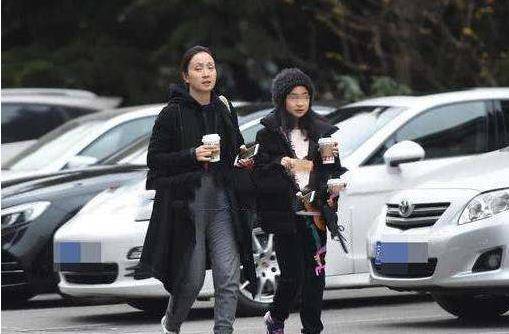 照片曝光后,网友:这谁敢娶_章同童_陶虹和_张庭