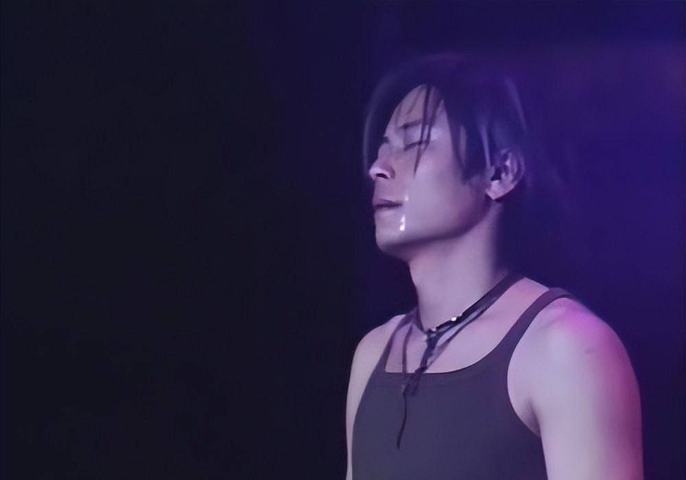 原创忧郁王子王杰被毒哑到底是谁要了他的嗓子