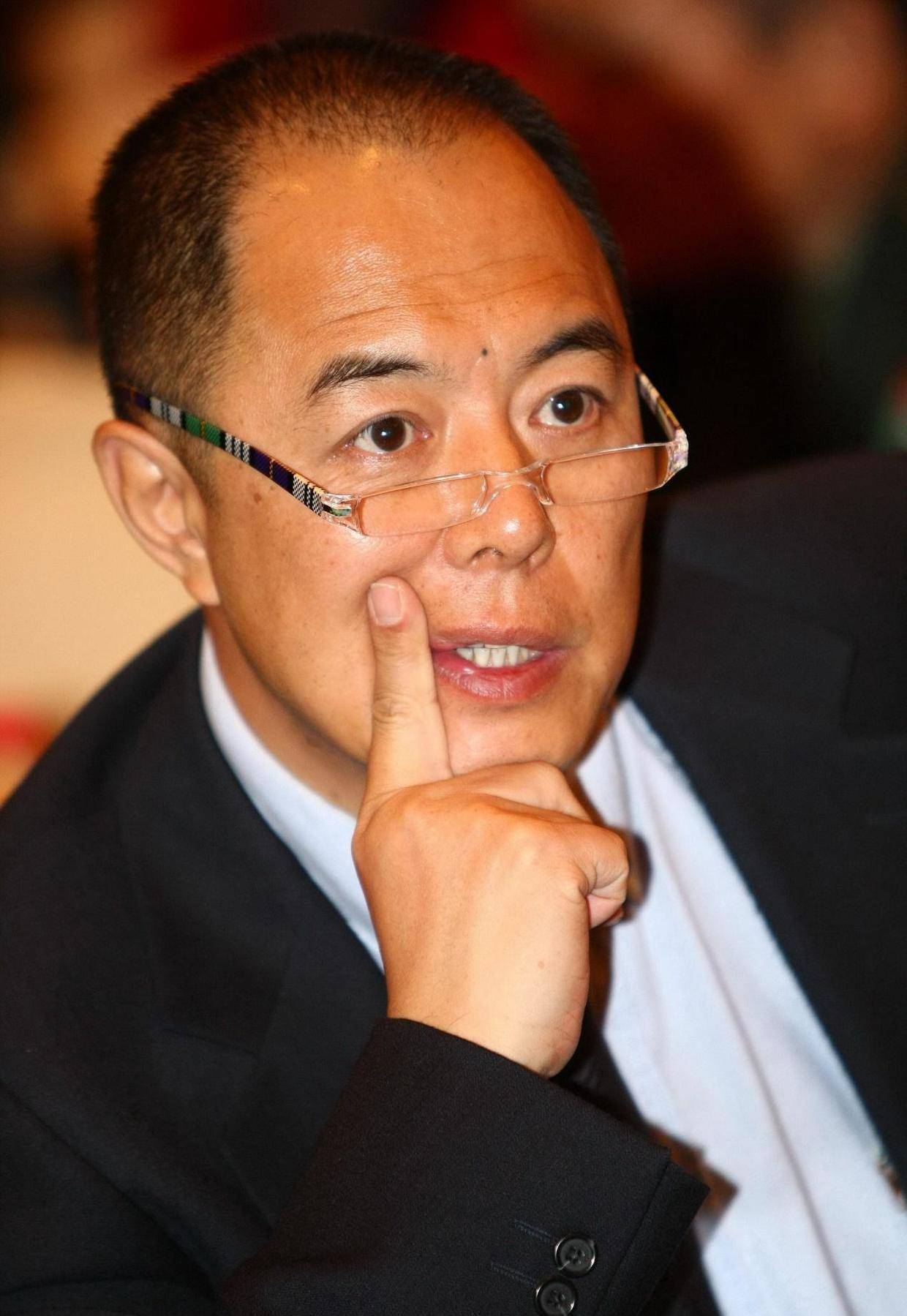 《还珠格格》皇阿玛张铁林近况曝光好沧桑,拥多段爱情被闹渣男_訾晓敏