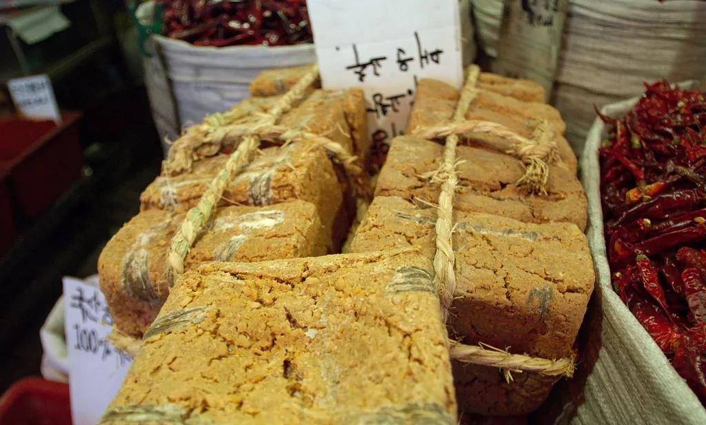 东北农村的那口酱缸,包揽了整年的餐桌美味,诠释着地道东北味道_引子