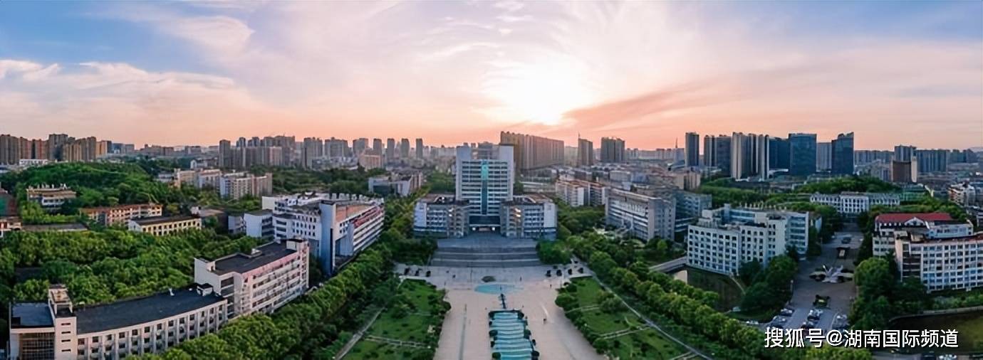 正青春耀南华2022年南华大学招生季火热进行中