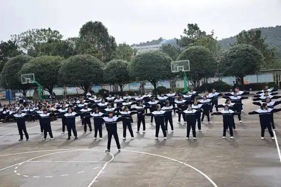 大美五中示范引领湖南省示范性普通高级中学湘潭县第五中学2022年招生