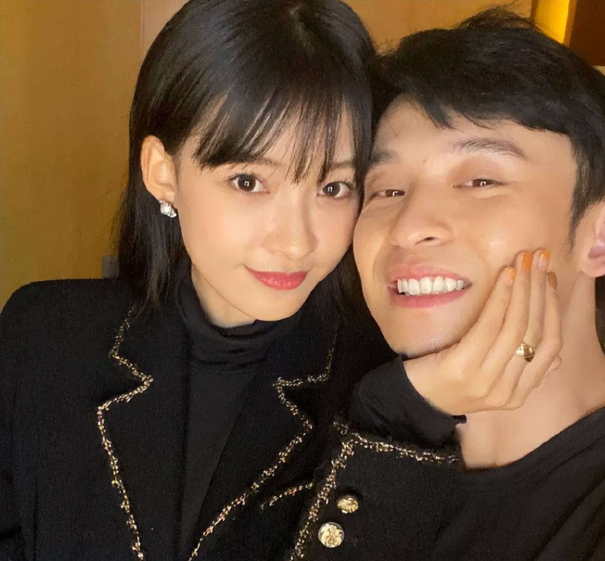 在一起5年至今没办过婚礼,孙怡嫁给董子健值不值,还是她说的算_父母