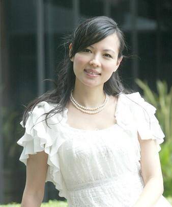 原创57岁吴宗宪罕晒全家福他与张葳葳孕有一儿三女都是高颜值