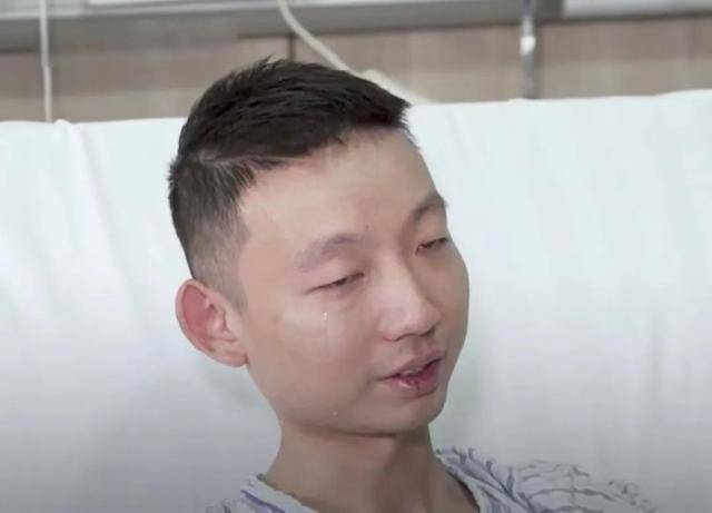 如果姚策还能亲耳听到儿子楷楷祝他生日快乐该有多好啊,曾经幸福的一