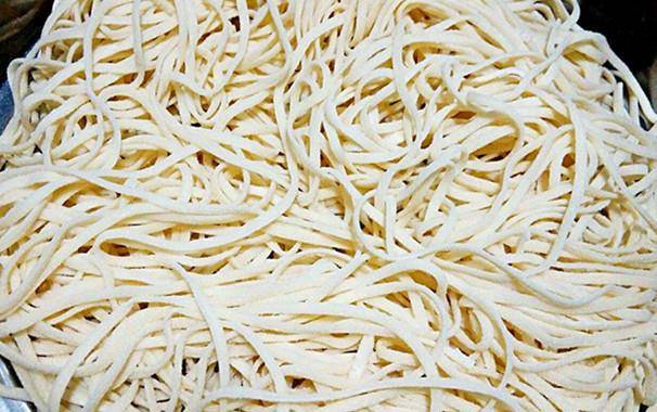 原创为喝要让你要少吃鲜面条这里面暗藏玄机吃之前劝您要三思