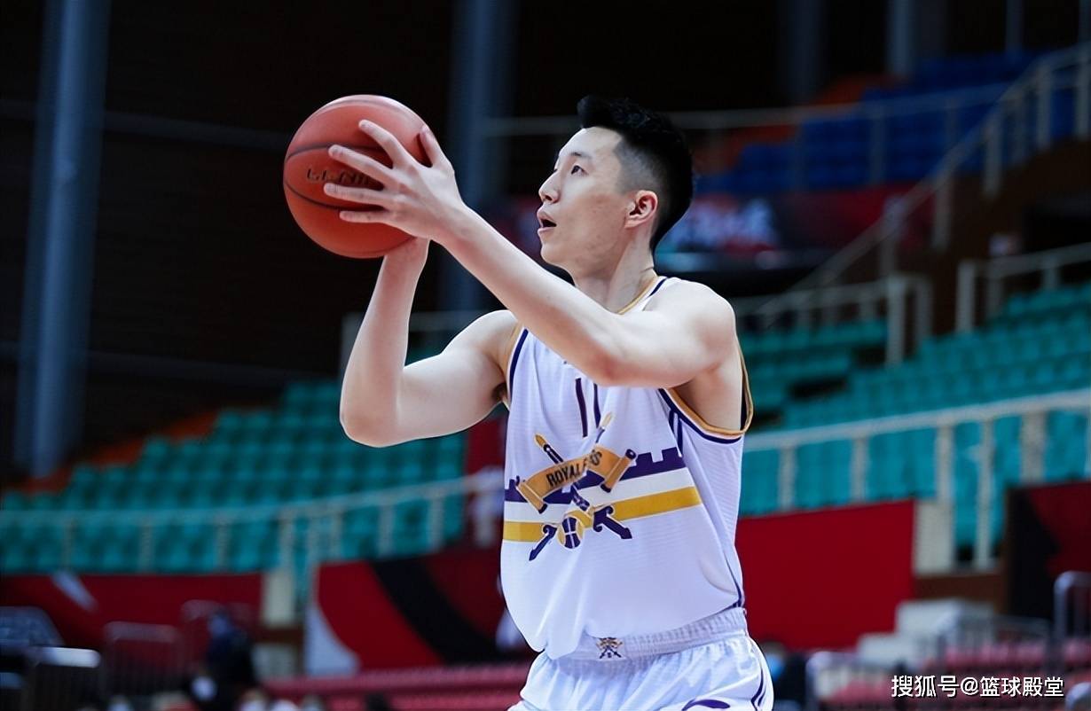 原创4消息司坤入翼龙队杨鸣线下活动侯逸凡入同曦周琦恐续约