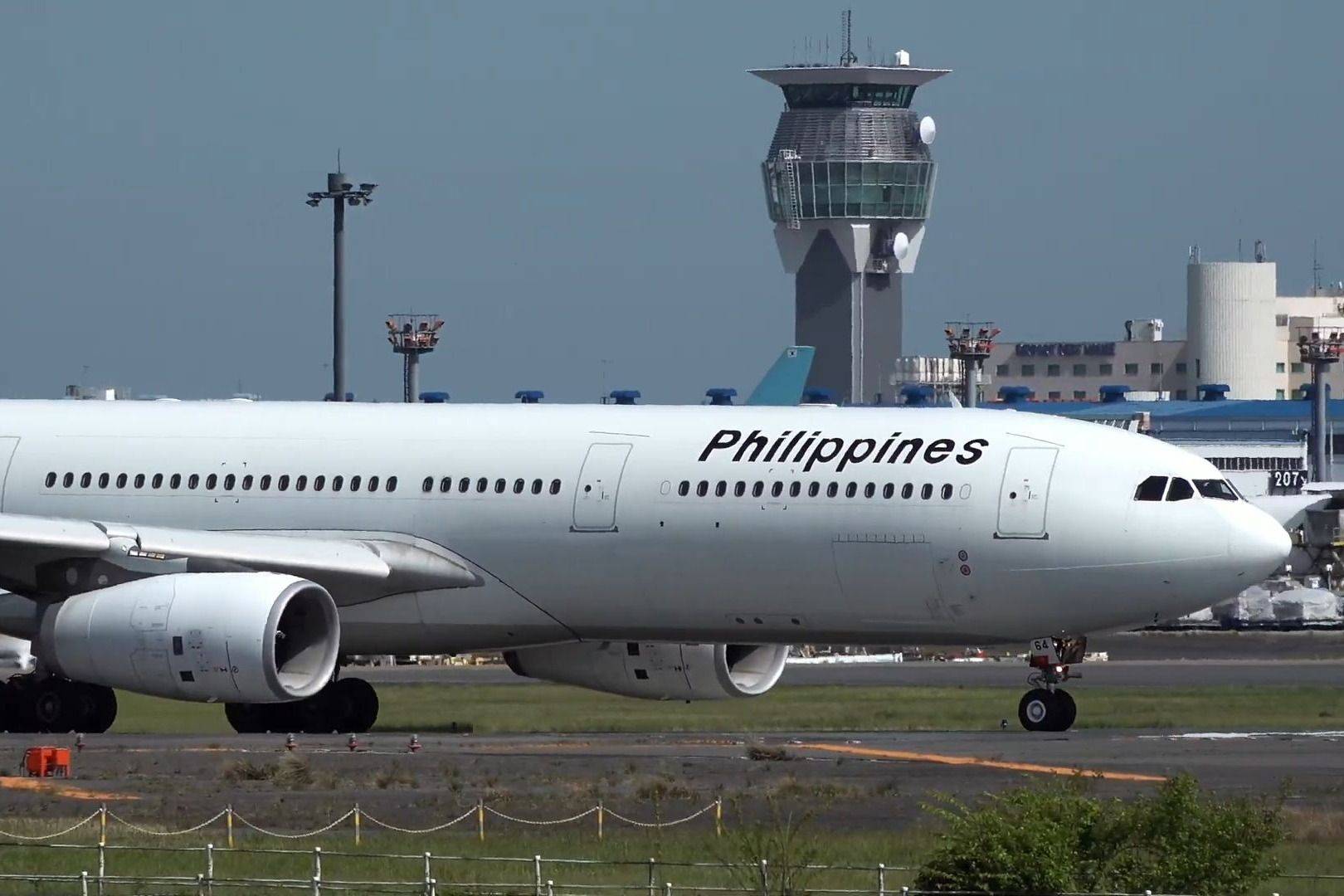 机械之美,一起来看菲律宾航空空客a330起飞过程,解压