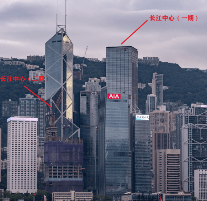 建设长江中心二期,却因为挡住地标而引争议