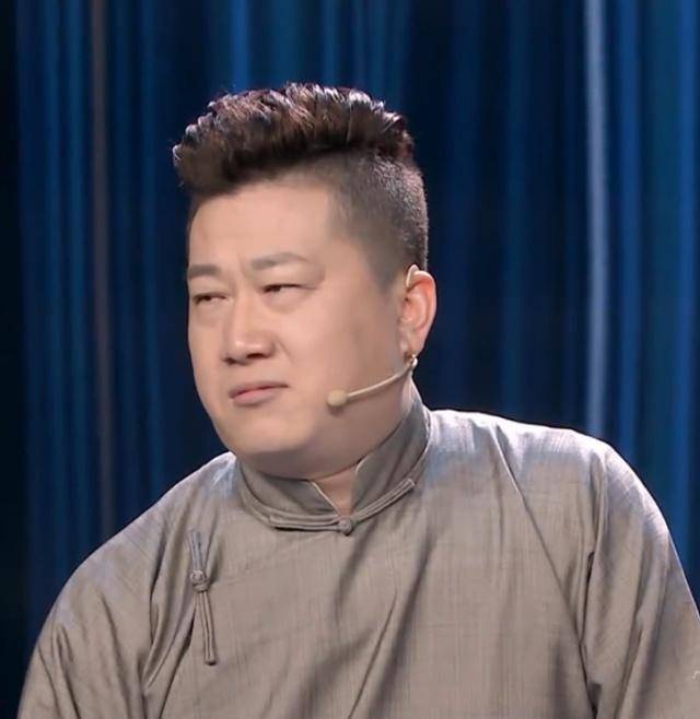 欢乐喜剧人5开播尴尬一幕,第1个节目431票口碑燃爆,无人敢挑战_张鹤伦