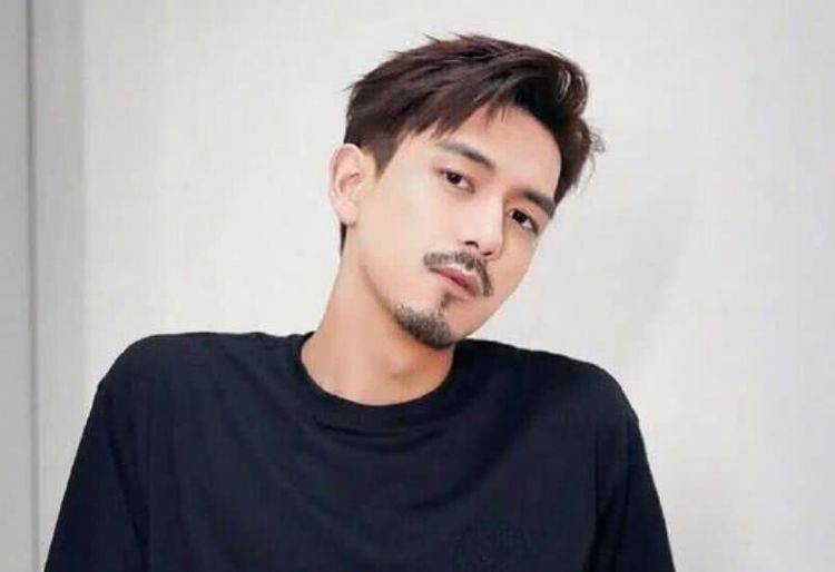 胡子_杨洋_样子