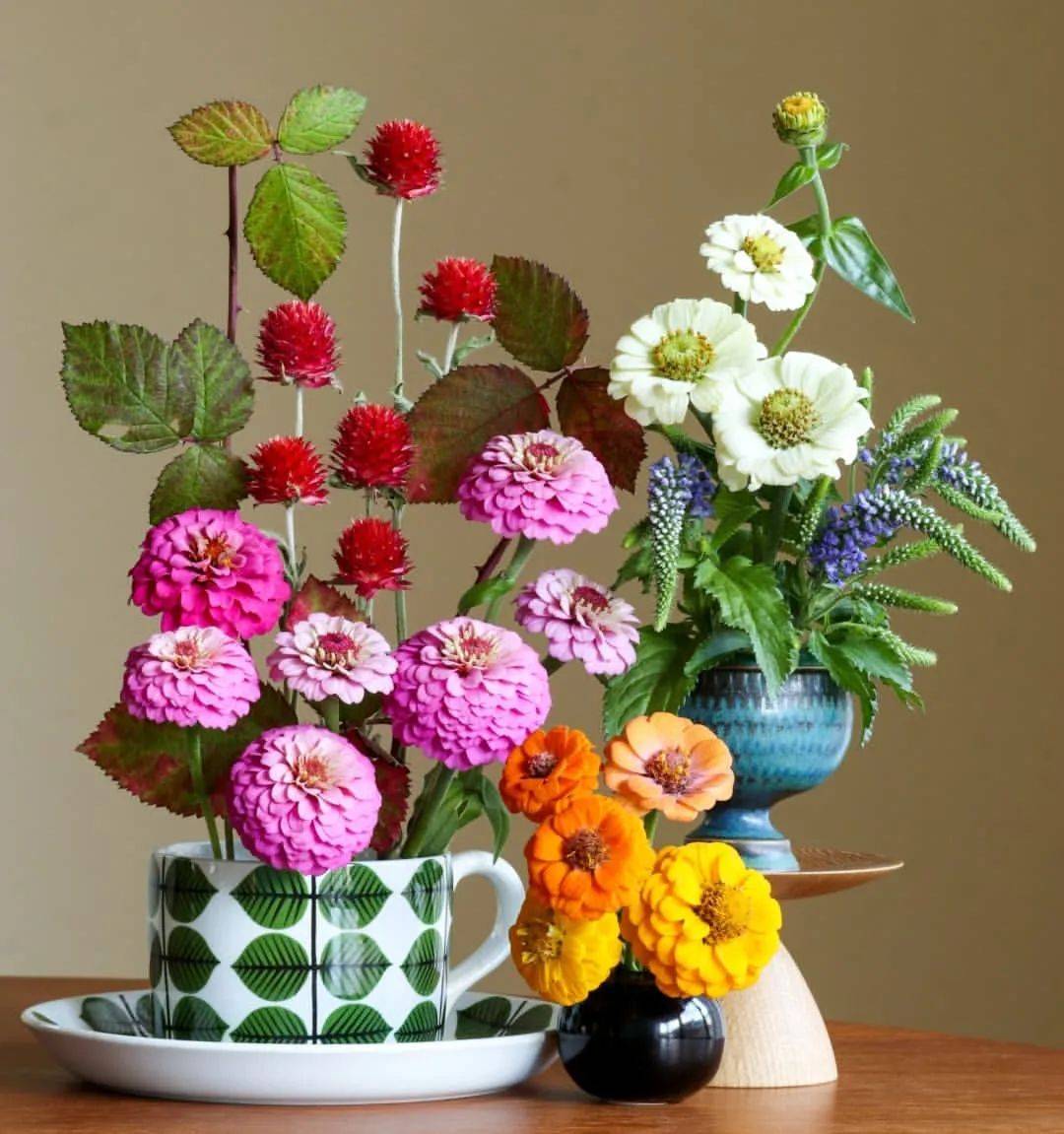 不同花器怎么插花插花作品赏析