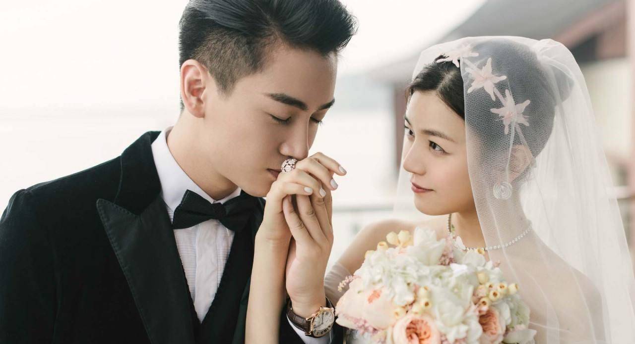 原创公子哥陈晓那个娶了白月光的顾千帆为何眼里失去了光