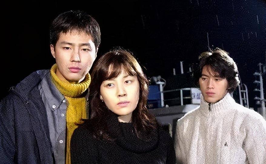 通过主演电视剧《欢乐时光》,金荷娜才开始被人们所熟知.