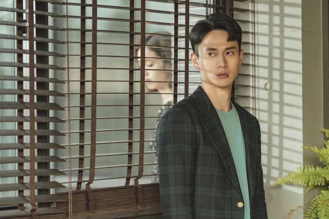 汪研_宁幼竹_刘冠廷