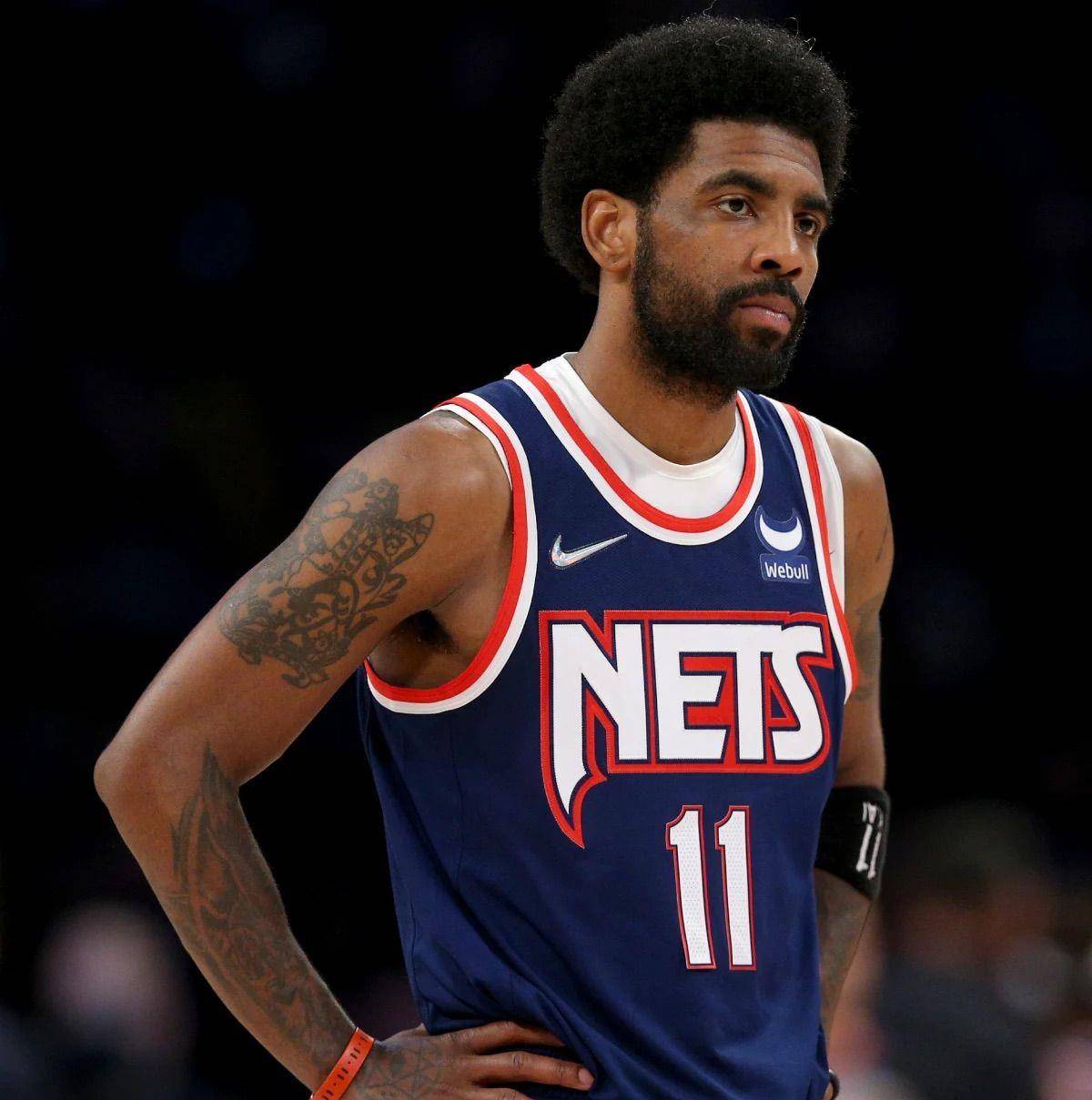 凯里·欧文在布鲁克林篮网的未来还不确定,但他有望参加训练营_克里