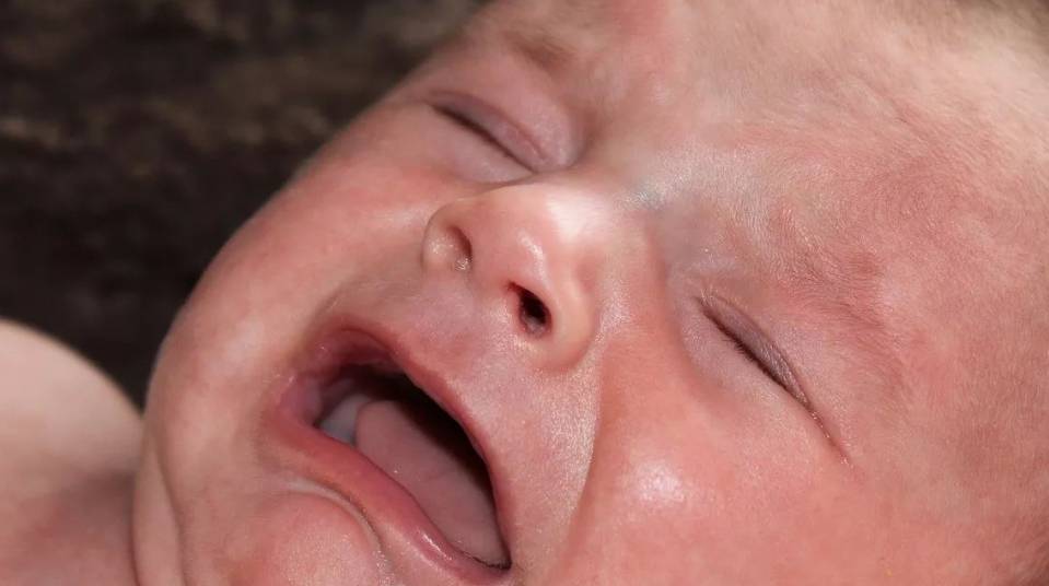 宝宝咳嗽如何快速排痰？家长不要陷入排痰误区，这些技巧实用性强