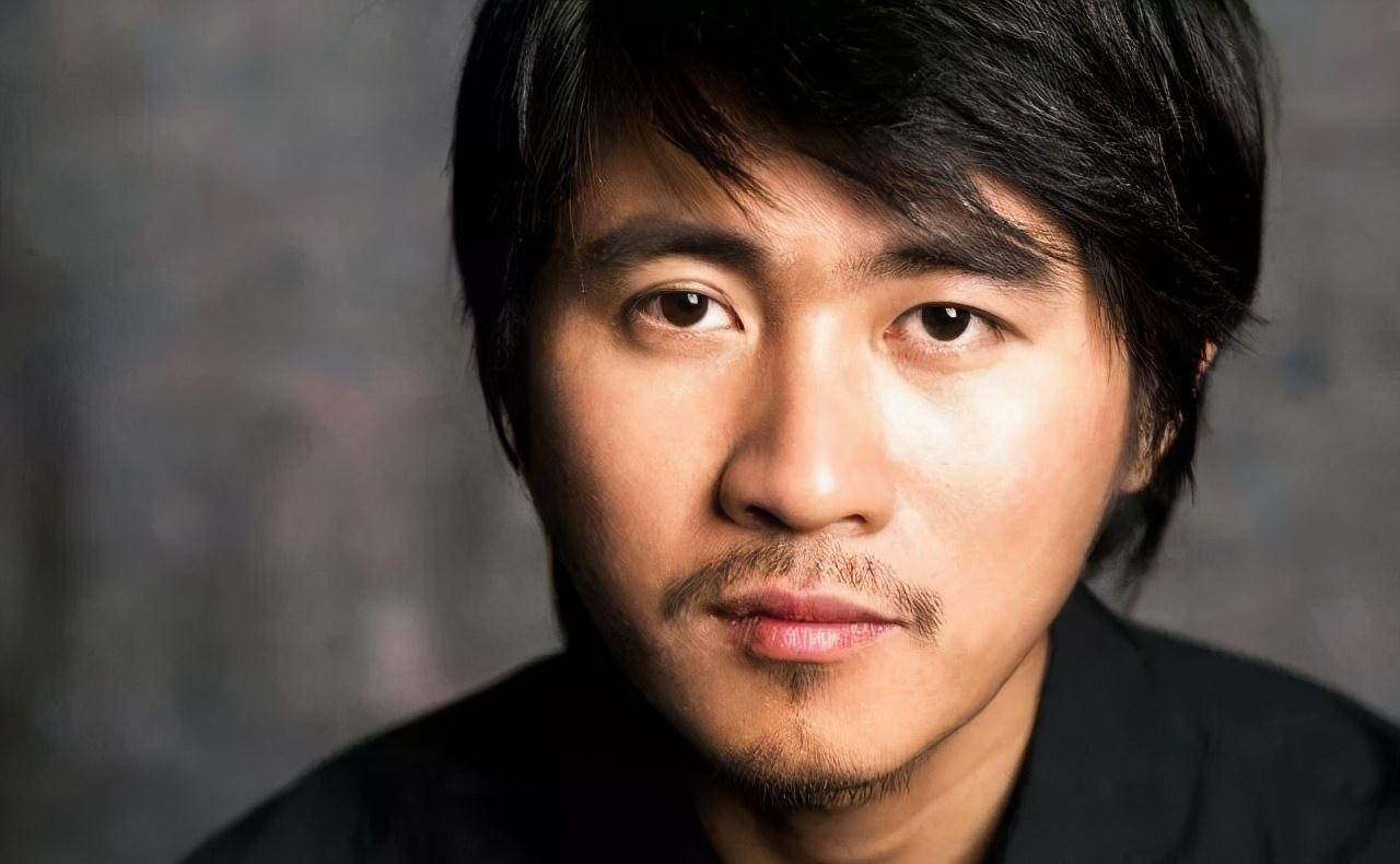 原创曾经与世界格格不入的韩寒38岁活成了所有男人的梦想