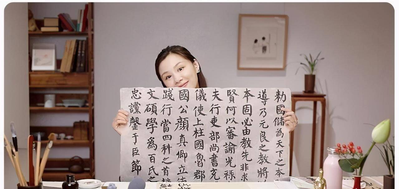 原创书法西施林曦晒书法楷书端庄行书洒脱专家江湖体