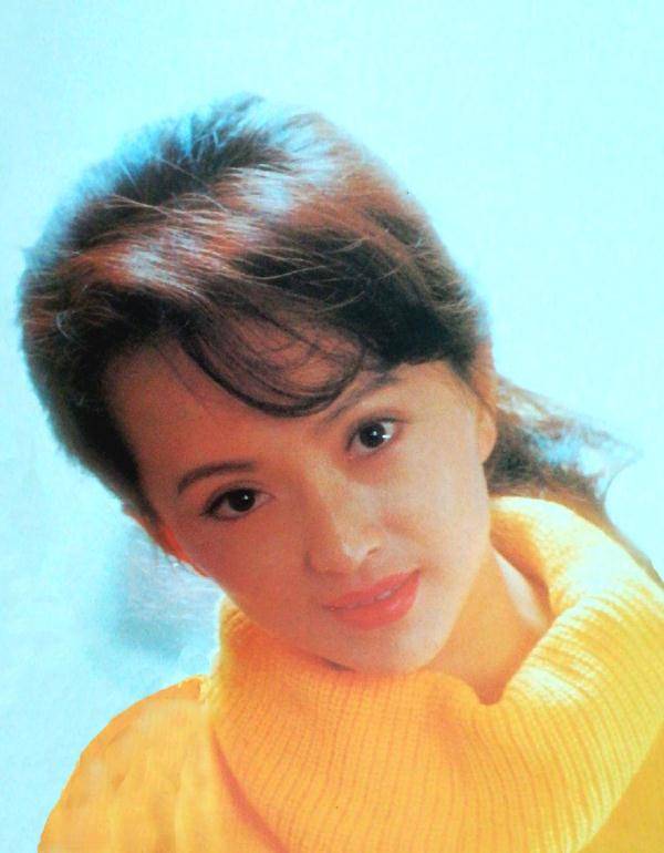 她是"西子姑娘",80年代挂历女神,15岁出道,35年零绯闻_李勇勇_阮星竹