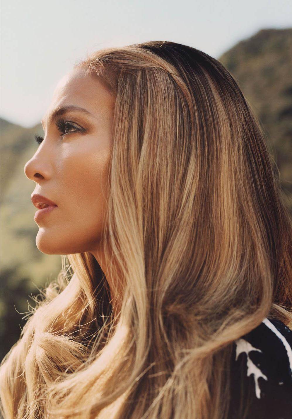 美国女演员珍妮弗·洛佩兹的时尚大片