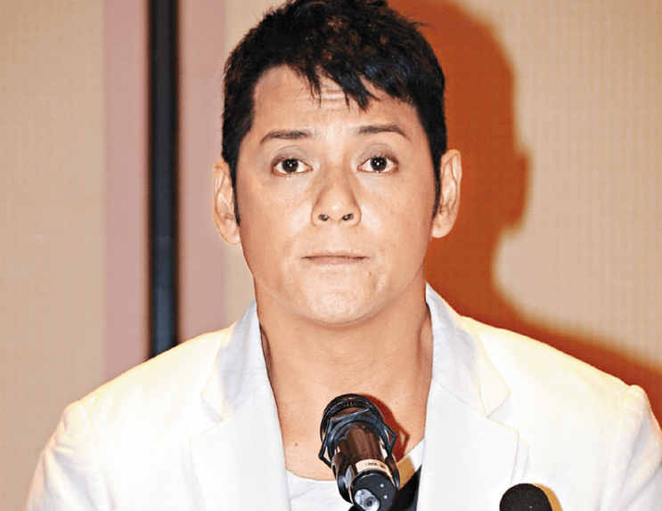 张丹峰和张浩锋联手拒绝,最后莫少聪败落而归.