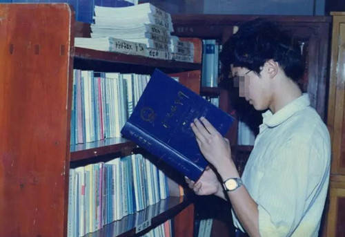 重庆杀妻案:教授为娶小三,请大厨催肥妻子,看着她在甜蜜中死去_郑锦阳