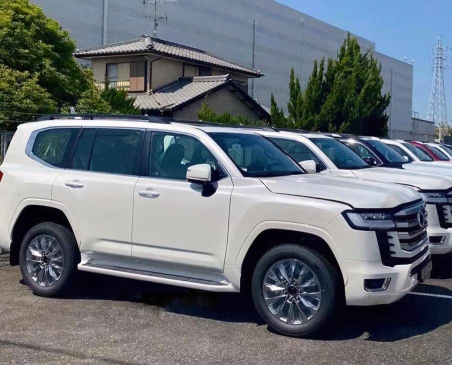 全新丰田红杉海外售价曝光 3 5t V6 10at 动力媲美宝马x7 乐惠车