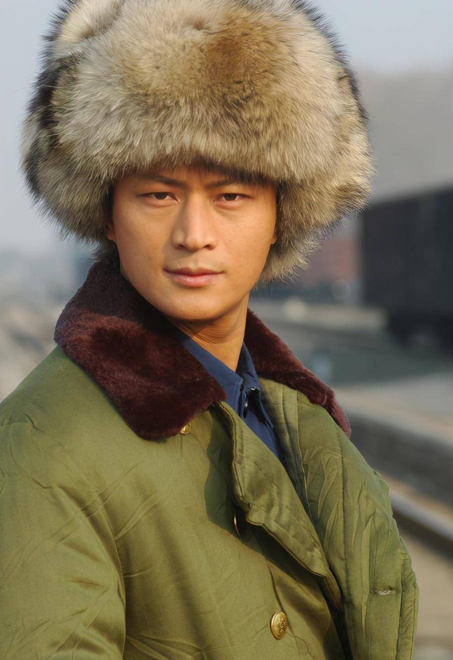 当红小生林江国辟谣:还没结婚,馨子不是妻子_父母_狄龙_工作