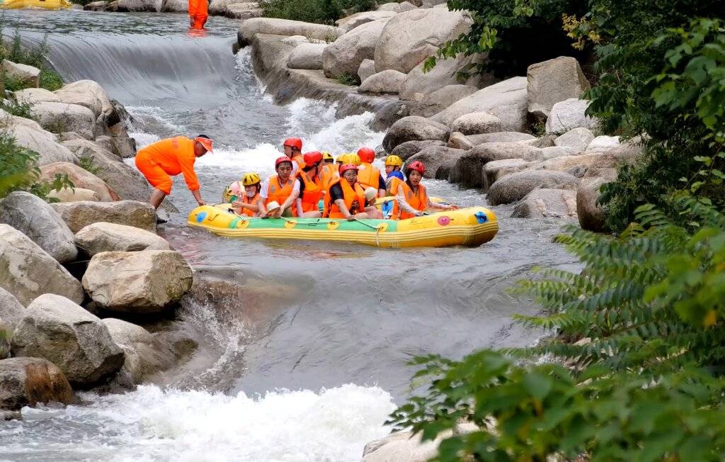 尧山大峡谷漂流集团景区服务再升级清凉暑期沁心脾
