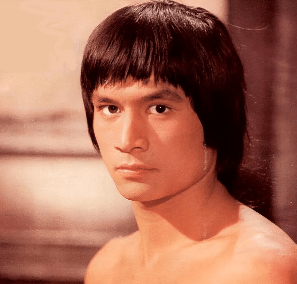 8位被死神按下暂停键的超级巨星仍然被世人铭记_李小龙_傅生_傅声