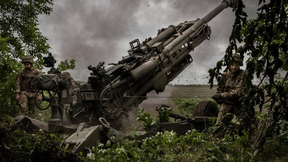 乌克兰炮火连天图片图片