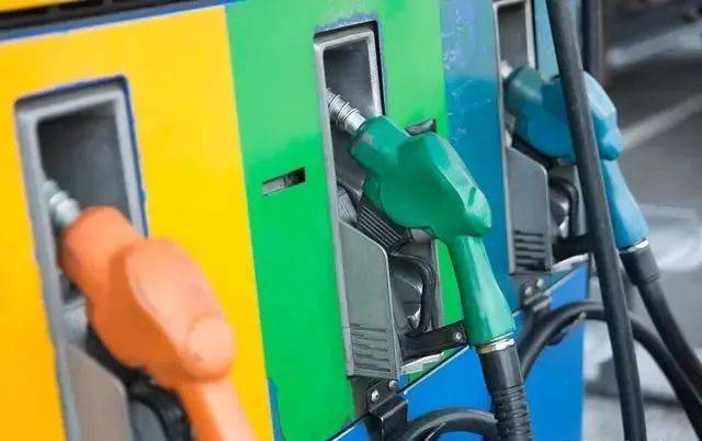 今日油价消息：今天6月27日，加油站调整后92、95汽油的最新限价