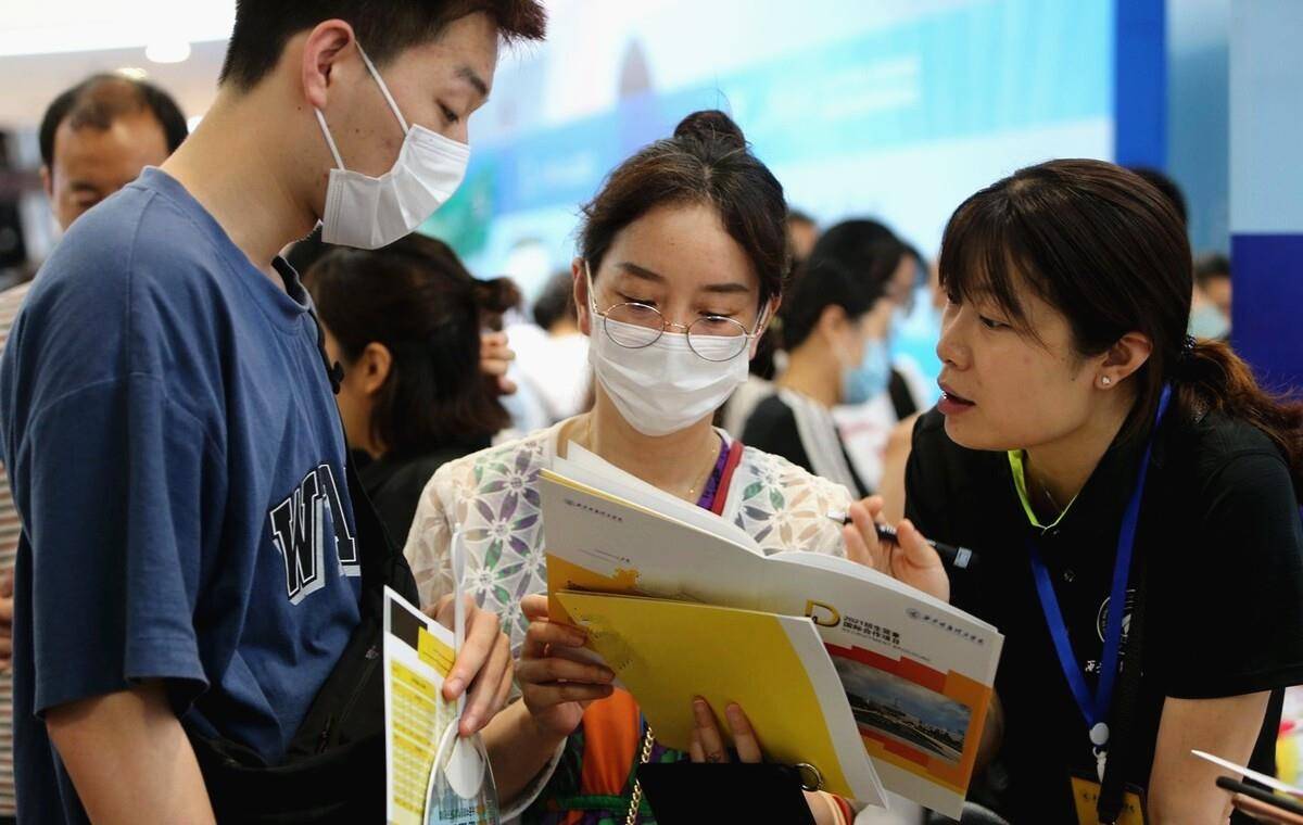 考生高考成绩540分,发挥出色超模考成绩50分,父母笑了_招生_大学_院校