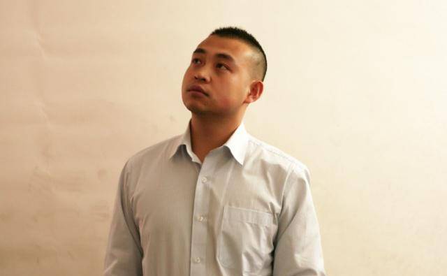 郭德纲徒弟倪九涛,苦尽甘来的经历令人感慨,坚持梦想终入德云社_相声