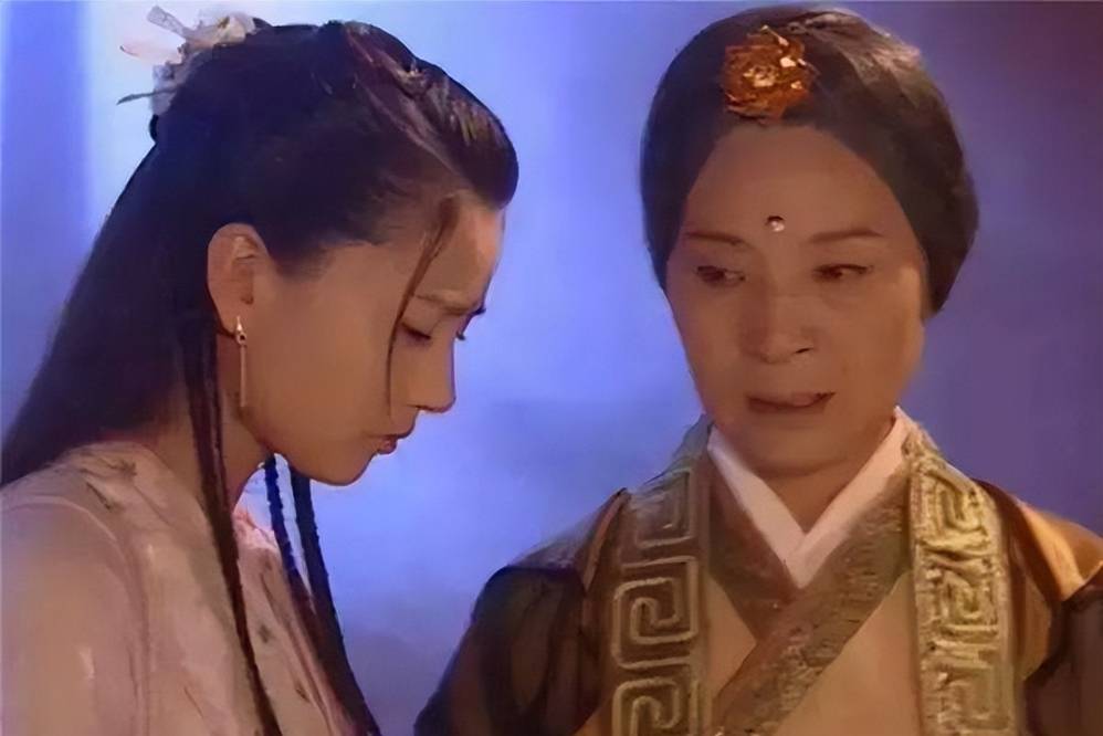 "灭绝师太"严敏求:49岁才出道,结婚54年,与丈夫依旧恩爱如初_谷玮