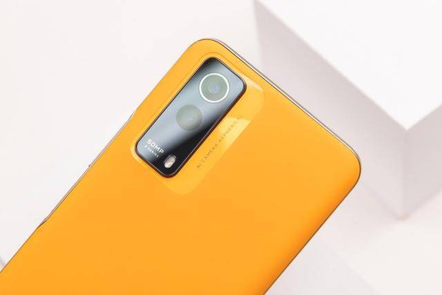 5000mah 5000万像素,现已重回1299元,"12gb运存"手机售价亲民_红米_元