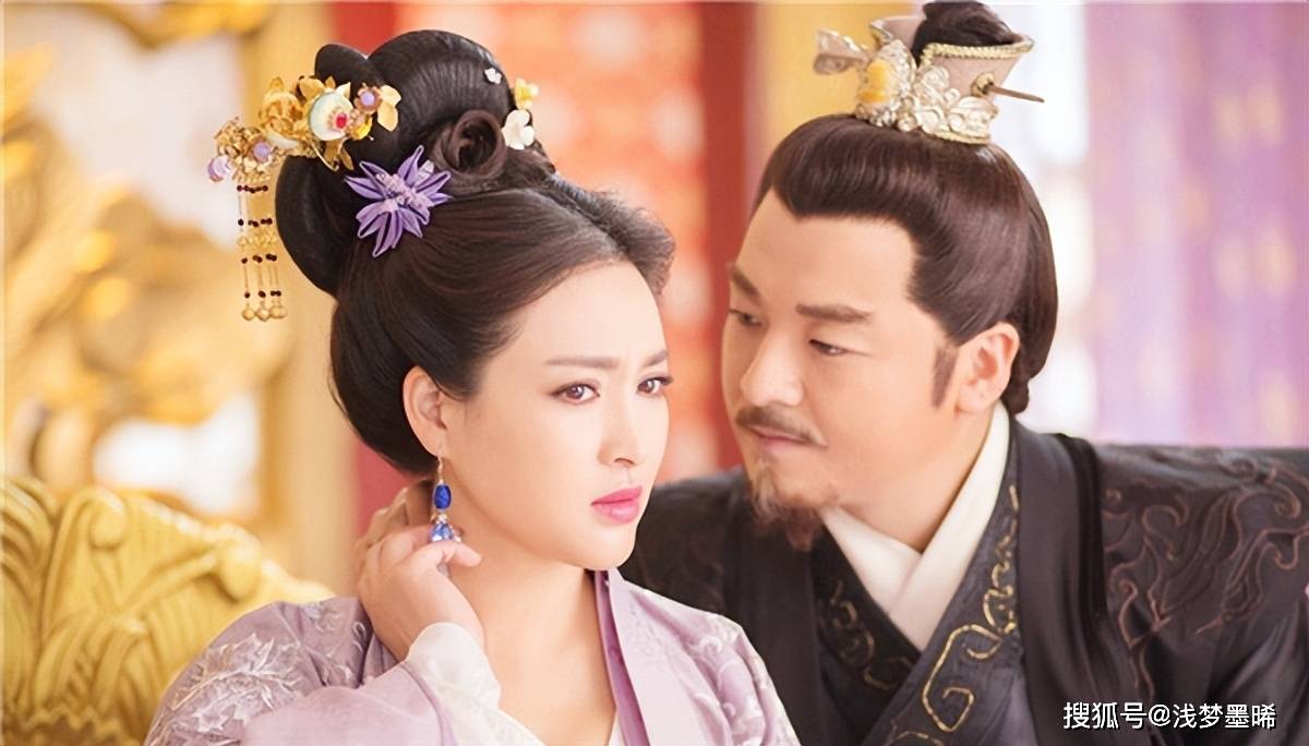 相信很多人知道刘墉,还都是因为那部电视剧《宰相刘罗锅》.