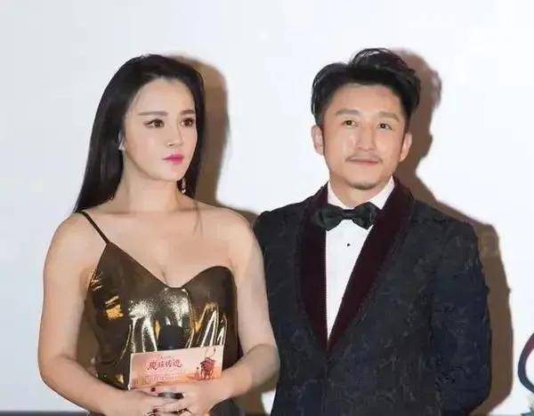 邹市明娇妻冉莹颖拍摄写真！生3娃身材依旧火辣，为减肥挥汗如雨_手机搜狐网