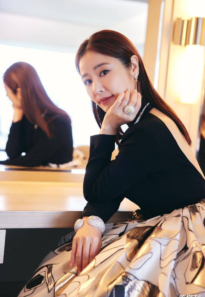 林心如终于选对礼服了!